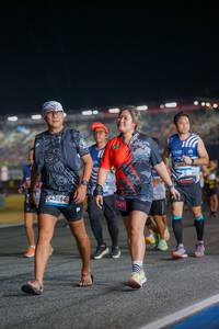 BIB: 625, 43084
                            <button type="button" onclick="openModal(22813582)" class="btn btn-primary btn-sm float-right btn-popup" data-toggle="modal" data-target=".modal-high-quality">
                        <i class="fas fa-shopping-cart"></i> Add to Cart
                    </button>
                                            <button type="button" onclick="isThisMe(22813582, true)" class="btn btn-success btn-sm float-right btn-popup btn-isme hidden" data-toggle="tooltip" data-placement="bottom" title="นี่คือรูปของคุณใช่ไหม คลิกที่นี่เพื่อเอาเข้าอัลบั้ม">
                        <i class="fas fa-plus"></i> Add to album
                    </button>
                    <button type="button" onclick="isThisMe(22813582, false)" class="btn btn-warning btn-sm float-right btn-popup btn-isnotme hidden">
                        <i class="fas fa-ban"></i> Remove from album
                    </button>